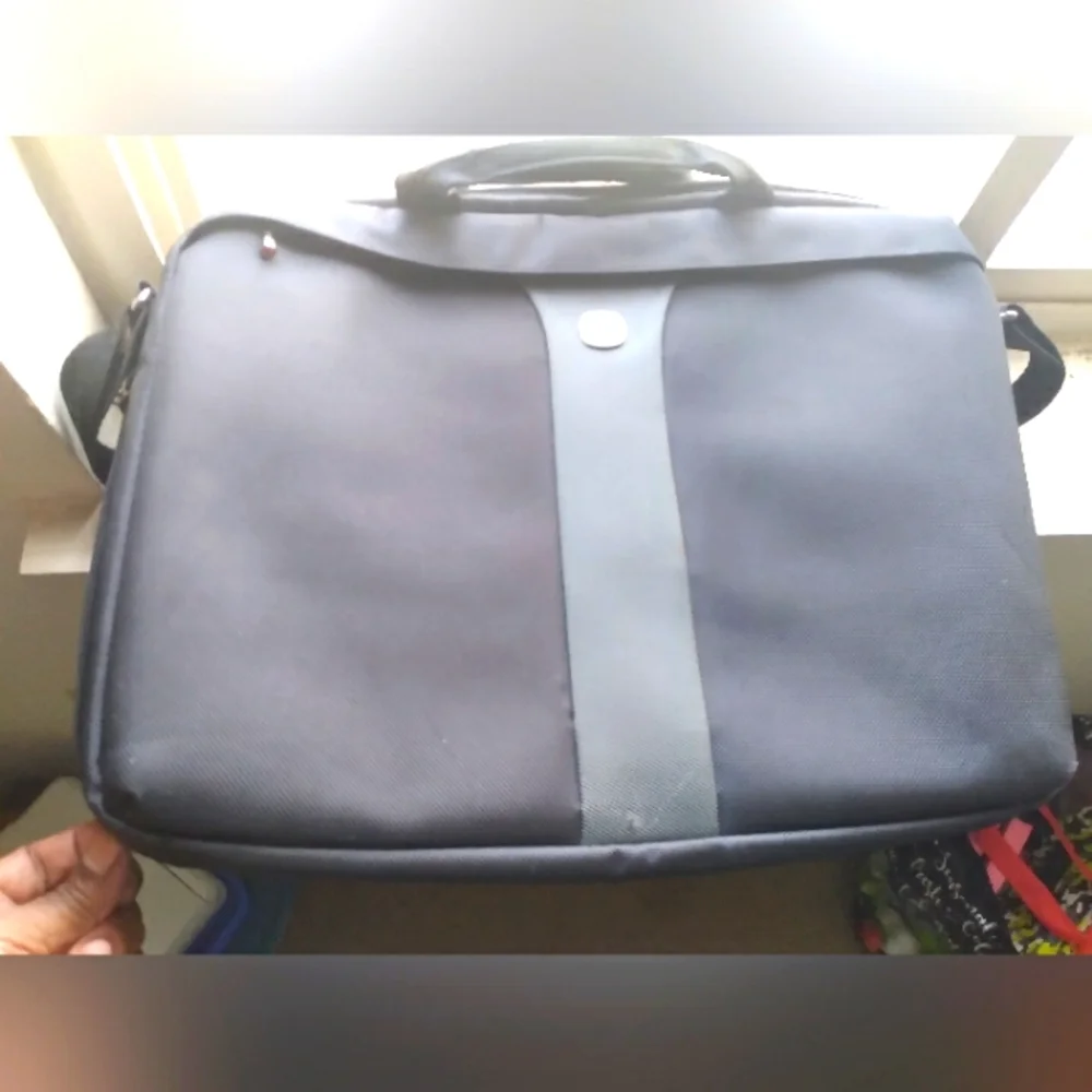 SwissGear Black Laptop Bag 18